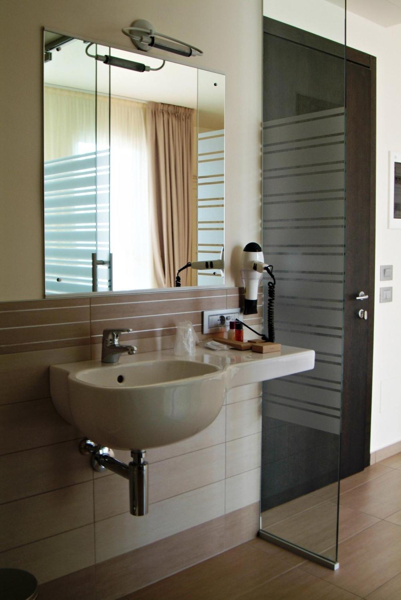 Hotel Piccolo Principe Villongo SantʼAlessandro Екстериор снимка