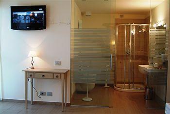 Hotel Piccolo Principe Villongo SantʼAlessandro Екстериор снимка